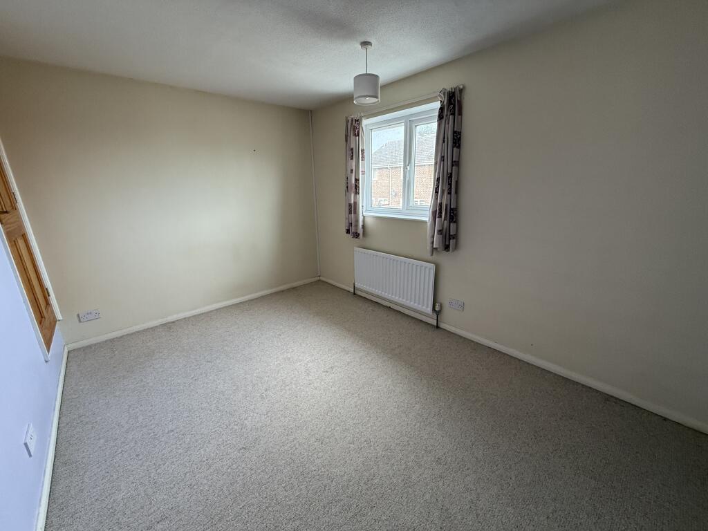 Additional image 6 of Strode Road, Street