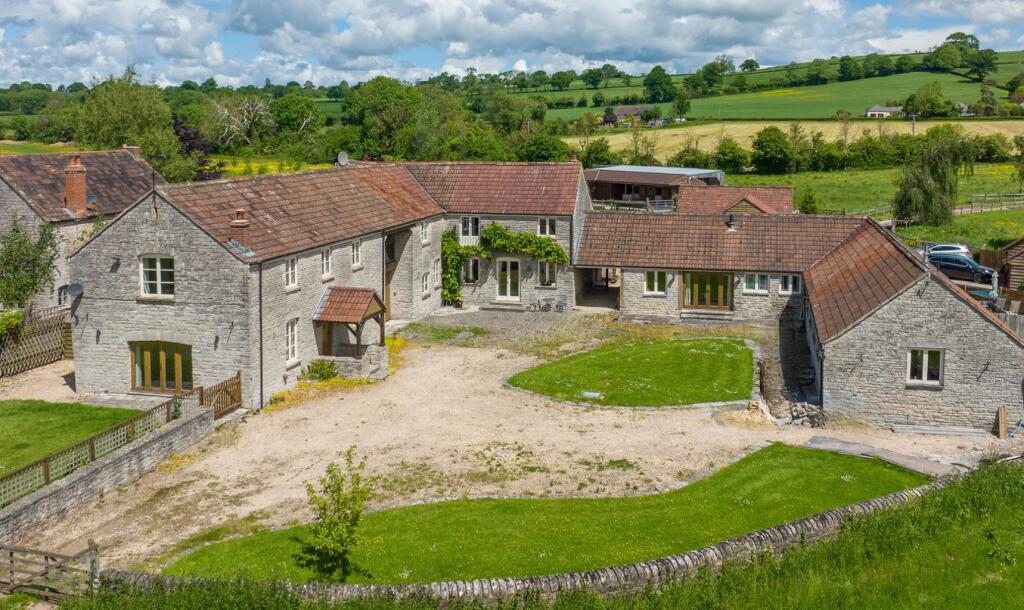 Additional image 15 of Quiet hamlet between Wells and Castle Cary