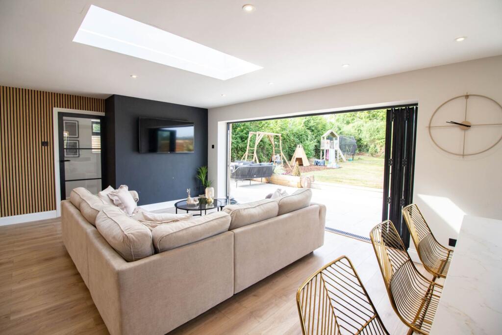 Additional image 6 of Lipyeate