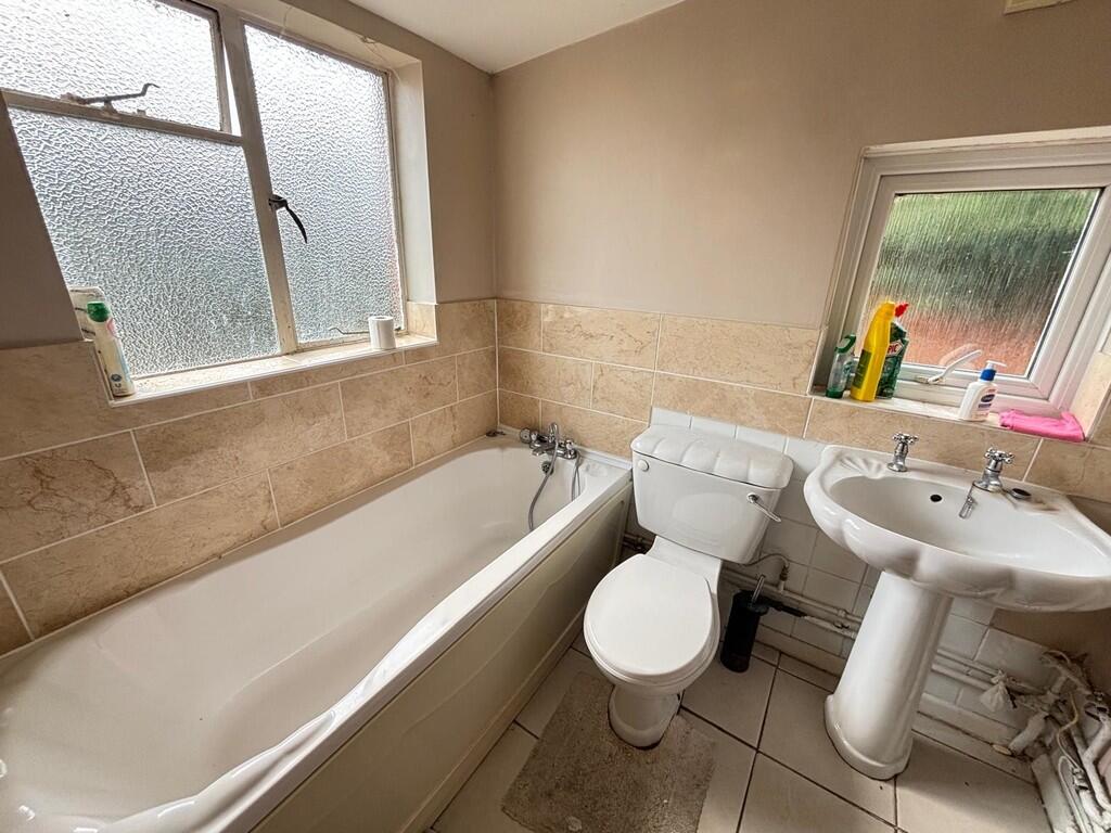 Additional image 6 of Crofton Avenue, Yeovil