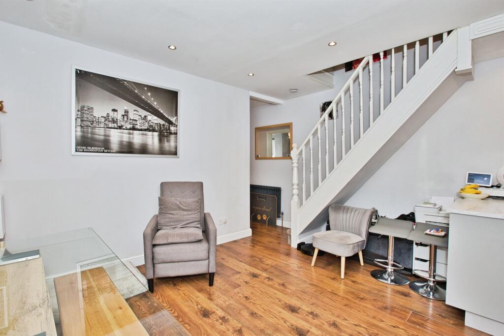 Additional image 6 of Percy Road, YEOVIL