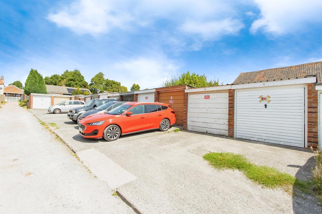 Additional image 9 of Carisbrooke Gardens, Yeovil