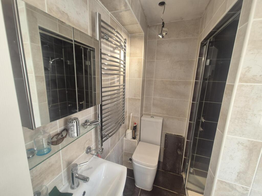 Additional image 7 of Hendford Grove, YEOVIL