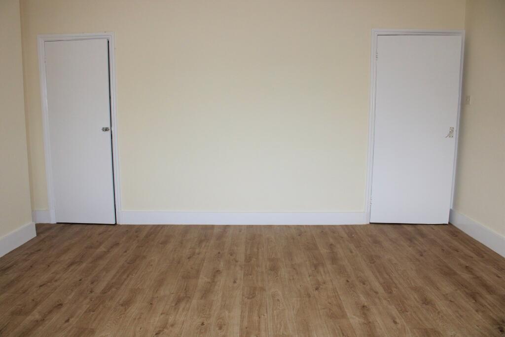 Additional image 3 of Central Yeovil