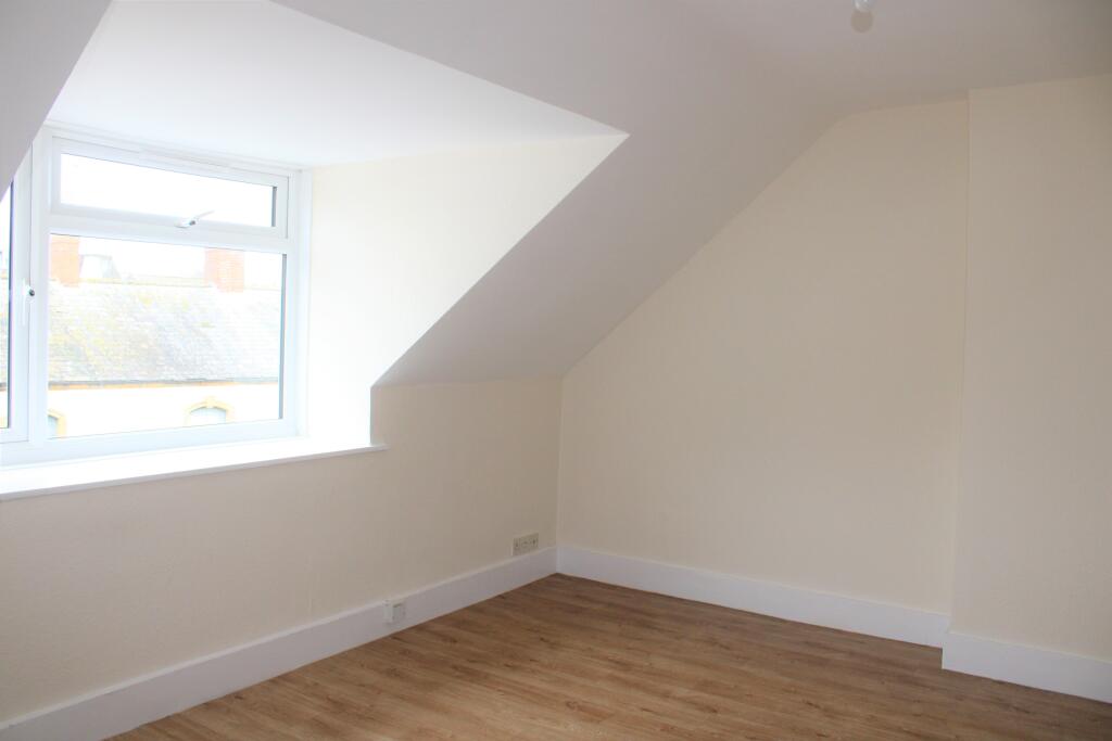 Additional image 4 of Central Yeovil