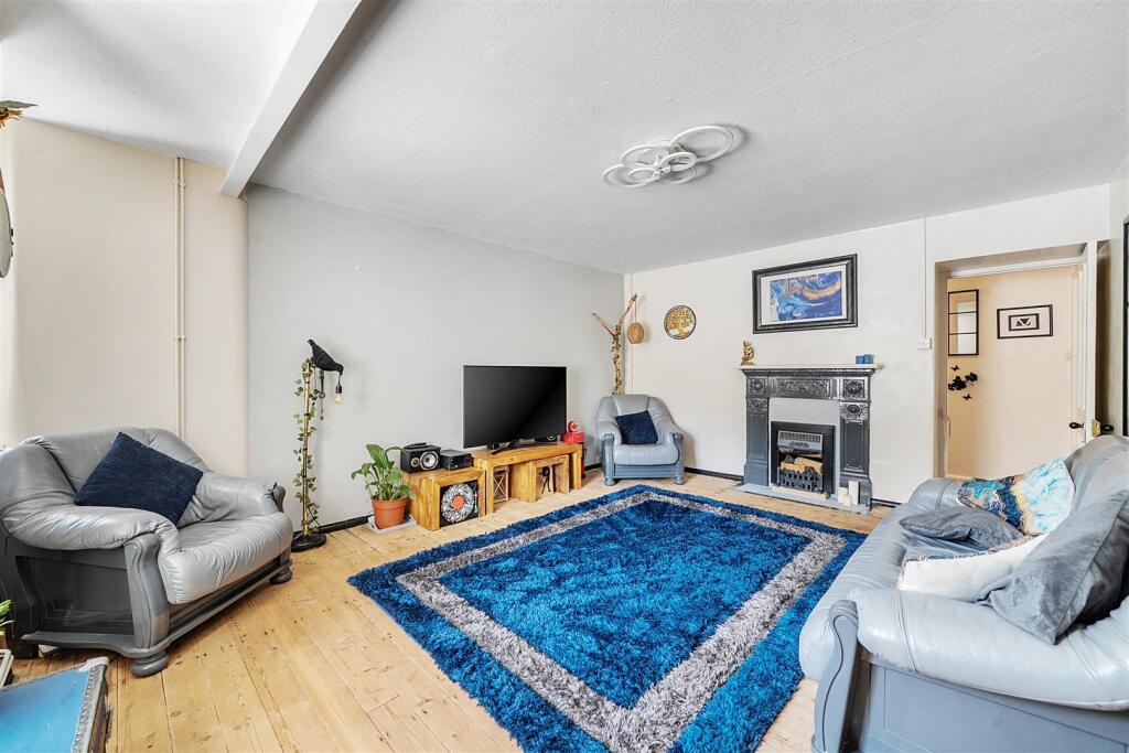 Additional image 4 of Flat 4, 93 Hendford Hill, Yeovil