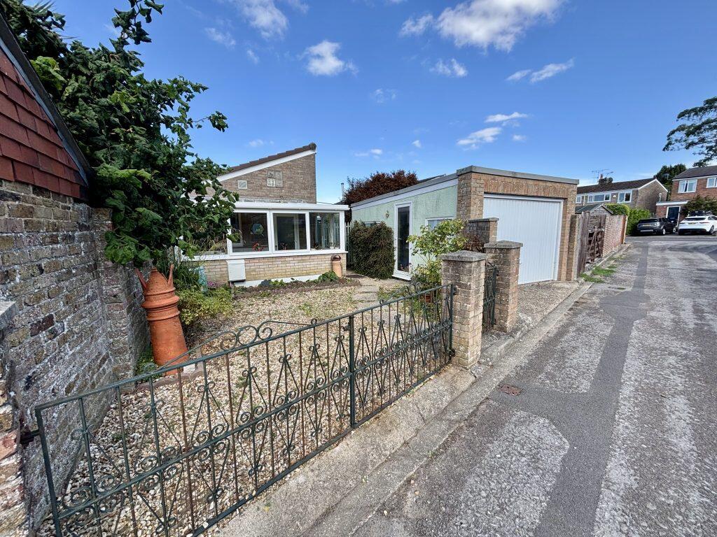 Additional image 10 of Yew Tree Close, Yeovil, Somerset, BA20