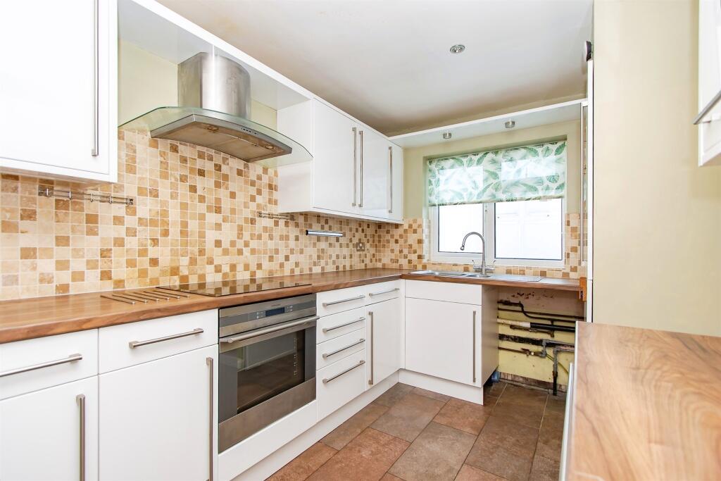 Additional image 7 of Carisbrooke Gardens, Yeovil