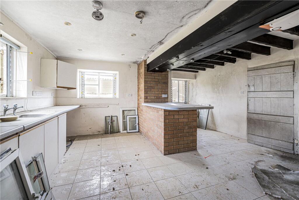 Additional image 5 of Queen Camel, Yeovil, Somerset, BA22