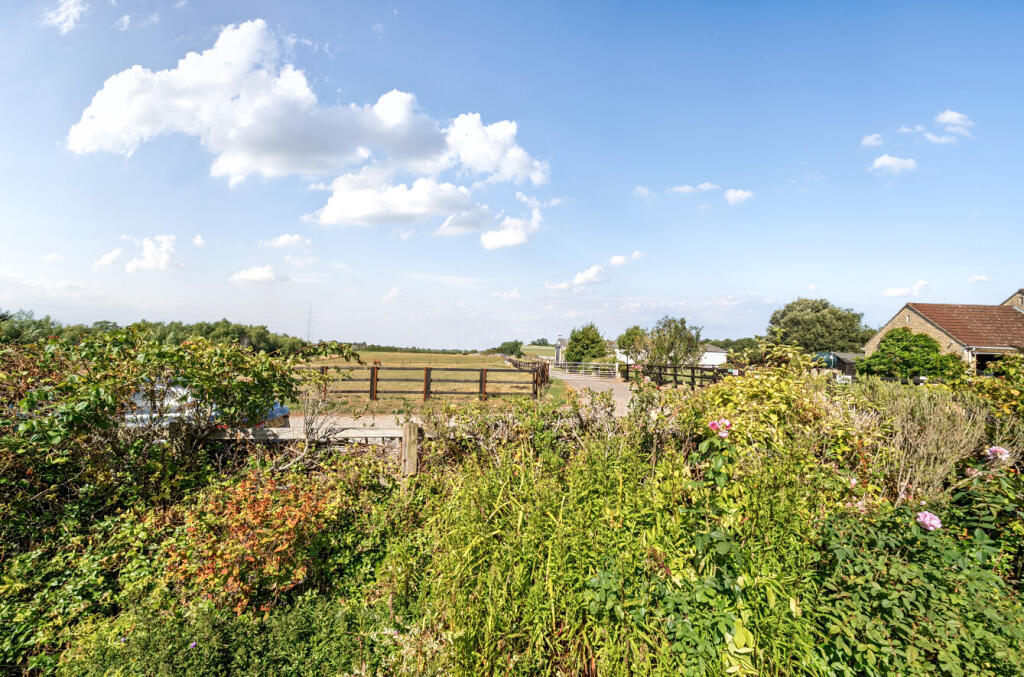 Additional image 2 of Courtyard Barns, North Bradley, North Bradley, Nr Trowbridge, BA14