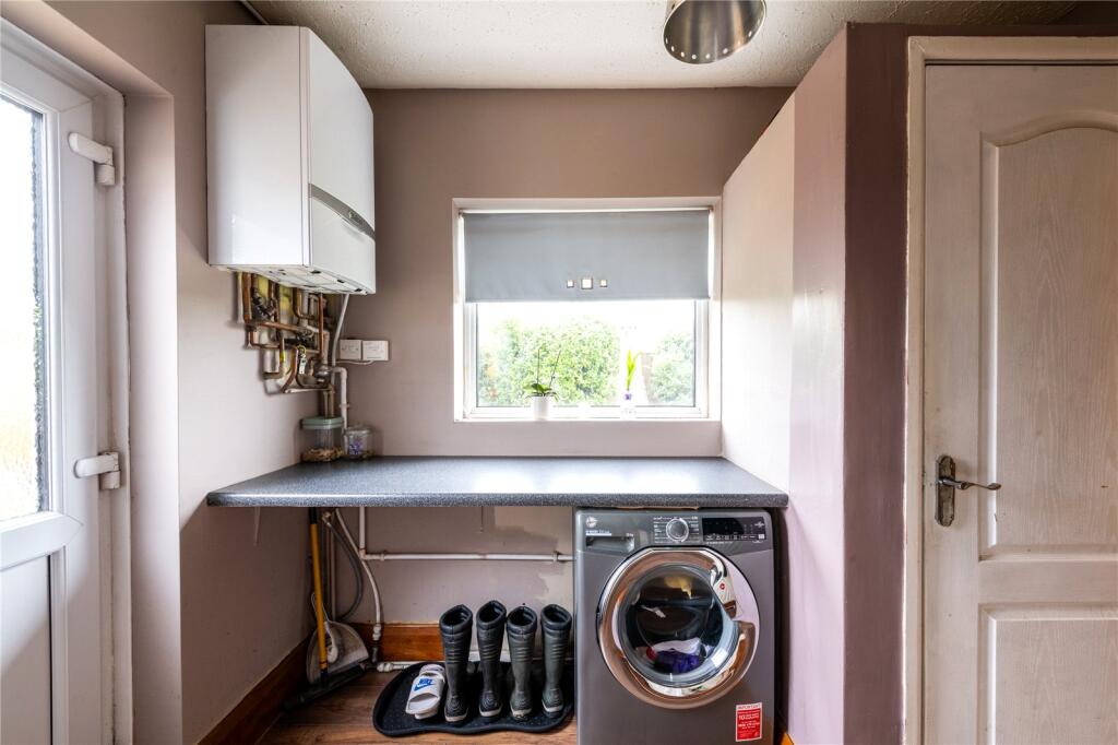 Additional image 13 of Field Close, Westbury