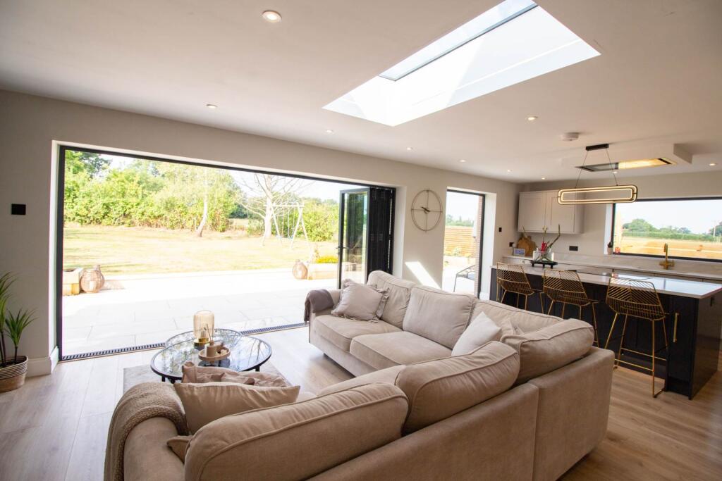 Additional image 12 of Lipyeate