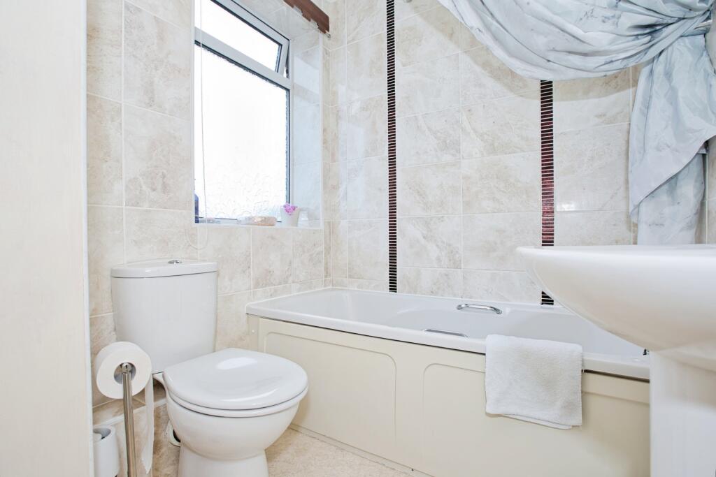 Additional image 12 of Elmhurst Avenue, Yeovil, BA21