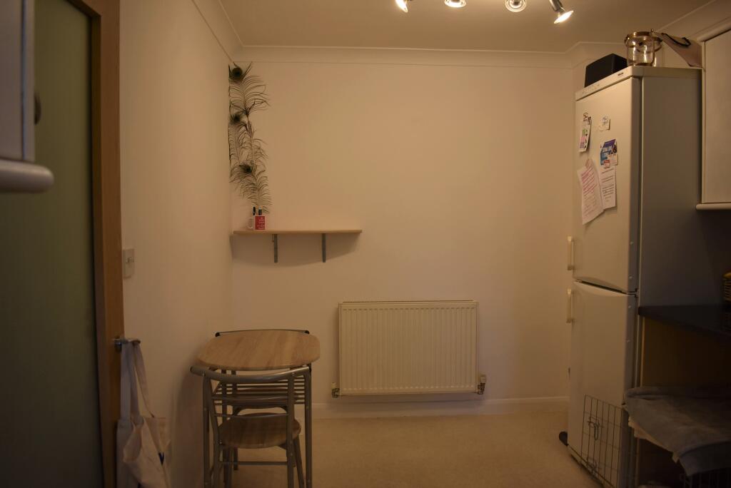 Additional image 3 of Central Yeovil