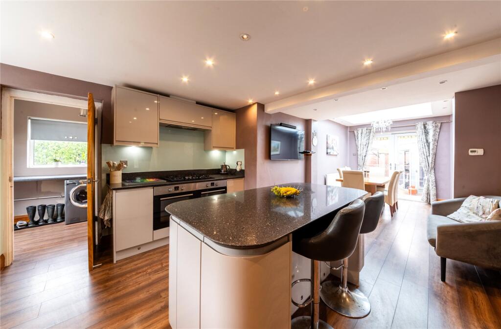 Additional image 10 of Field Close, Westbury