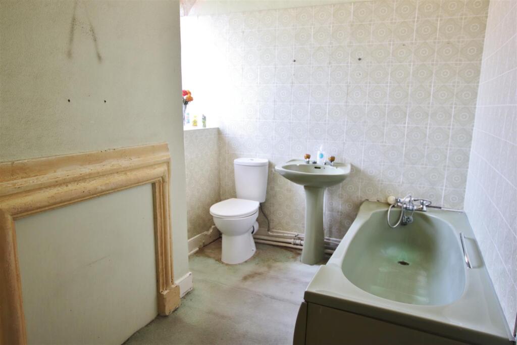 Additional image 9 of St. Margarets Street, Bradford-On-Avon