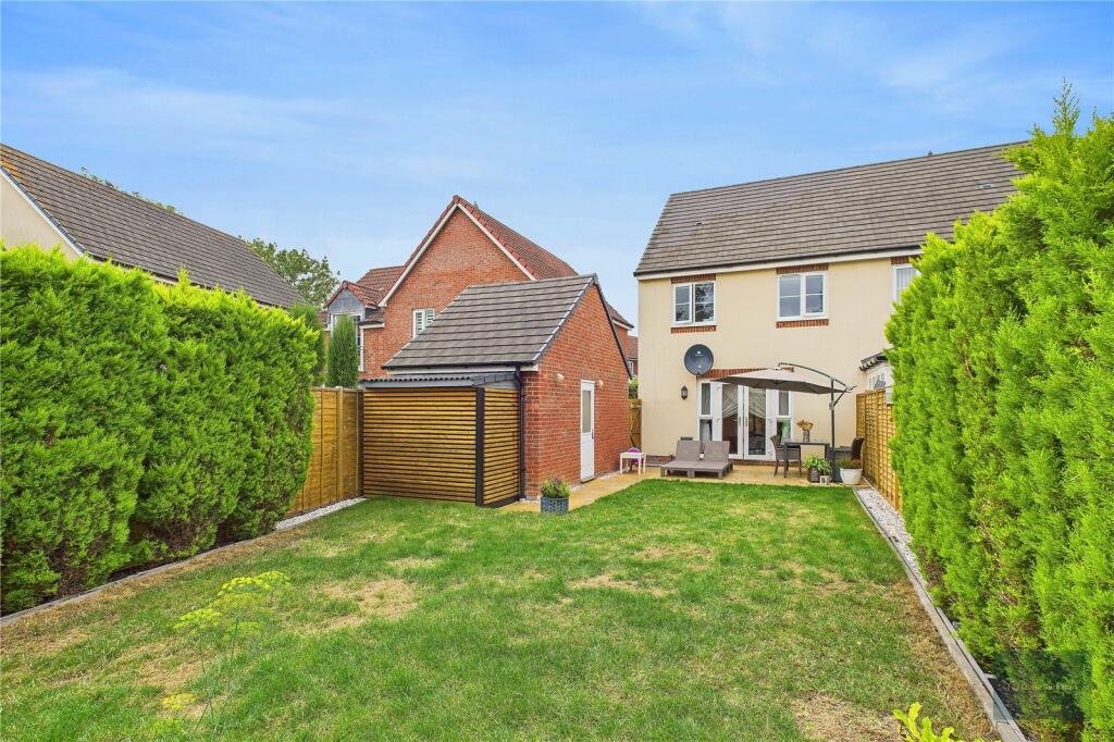 Additional image 19 of Runnymede Gardens, Wiltshire