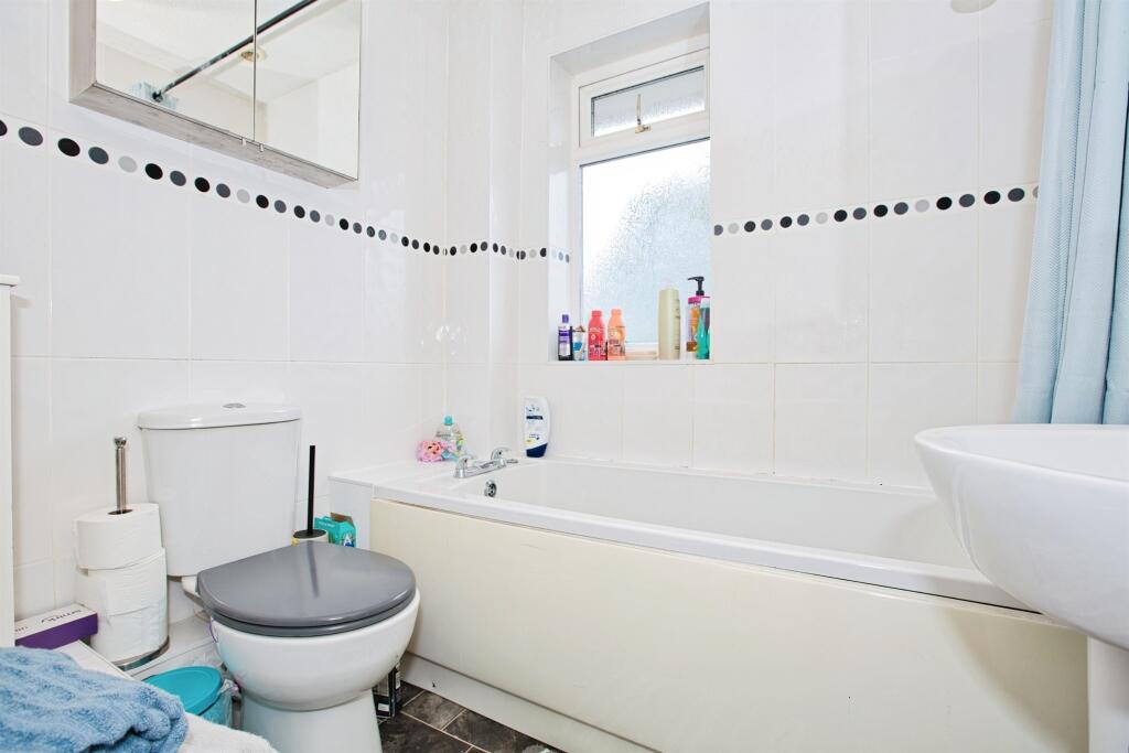 Additional image 12 of Thatcham Park, YEOVIL