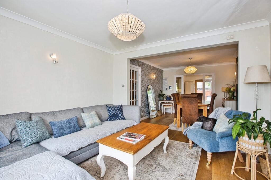 Additional image 4 of Beaconfield Road, Yeovil