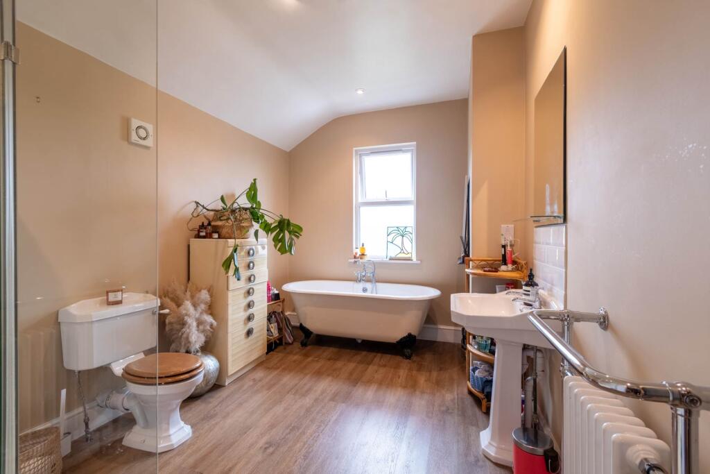 Additional image 8 of Hawthorn Grove, Bath