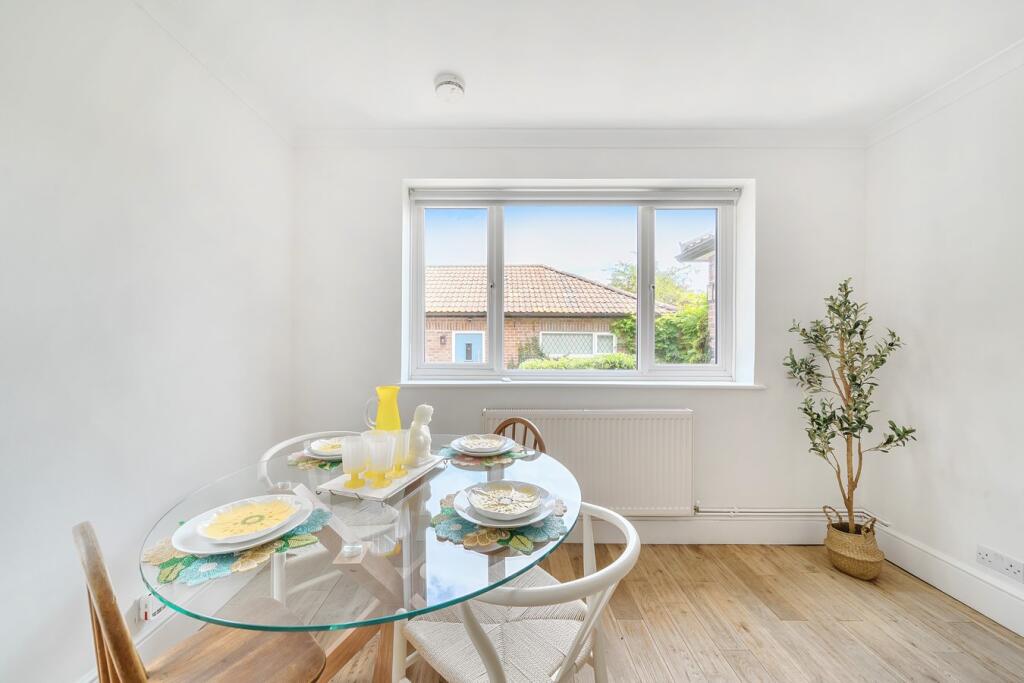 Additional image 9 of Wallbridge, Frome, BA11