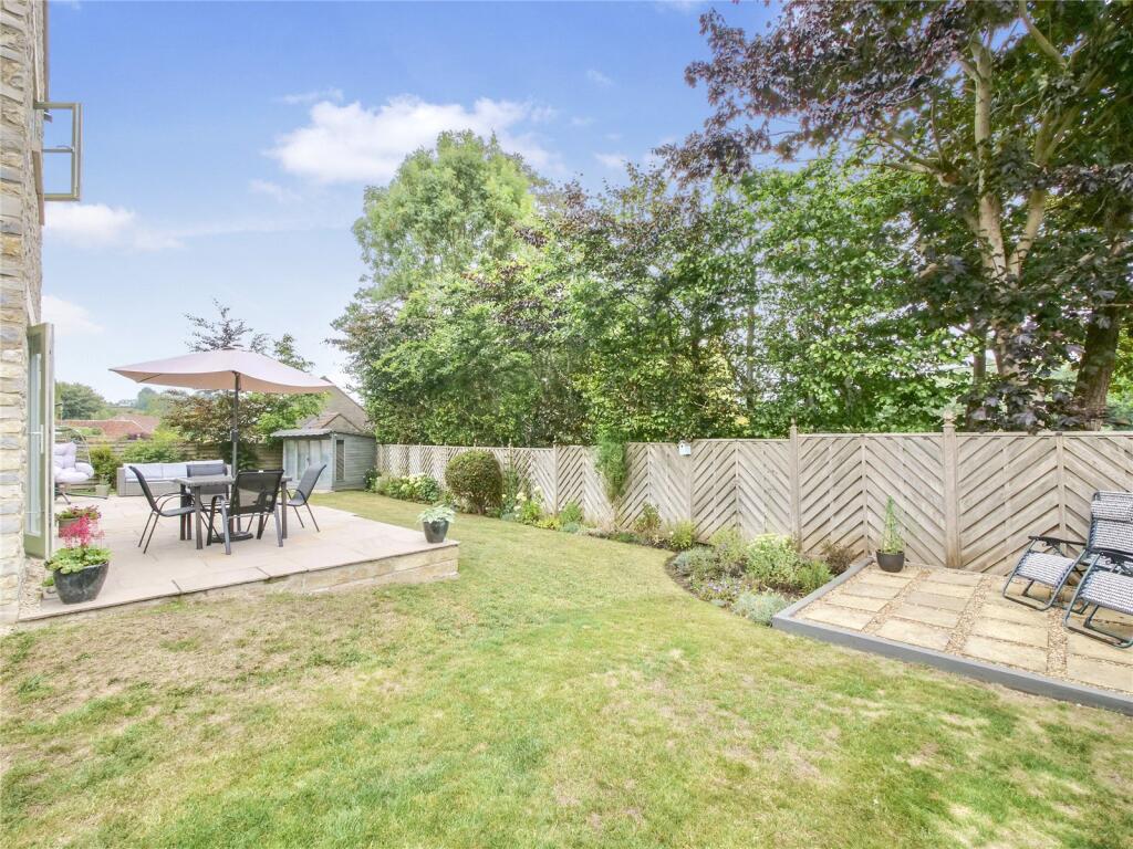 Additional image 20 of An exceptional four bedroom detached family home with spacious interiors, generous gardens, garage and driveway.