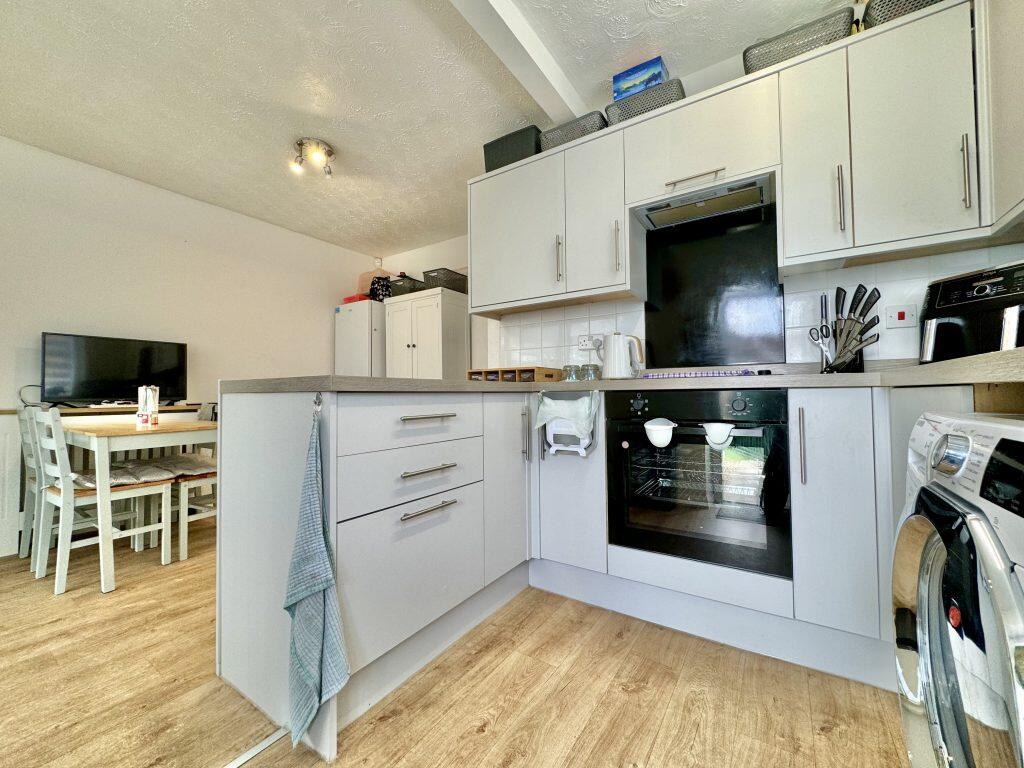 Additional image 4 of Glenthorne Avenue, Yeovil, Somerset, BA21