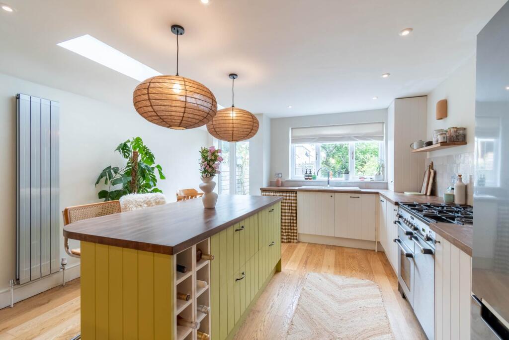 Additional image 6 of Hawthorn Grove, Bath