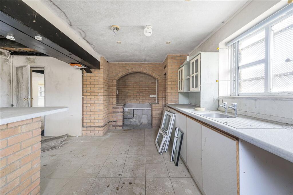 Additional image 7 of Queen Camel, Yeovil, Somerset, BA22