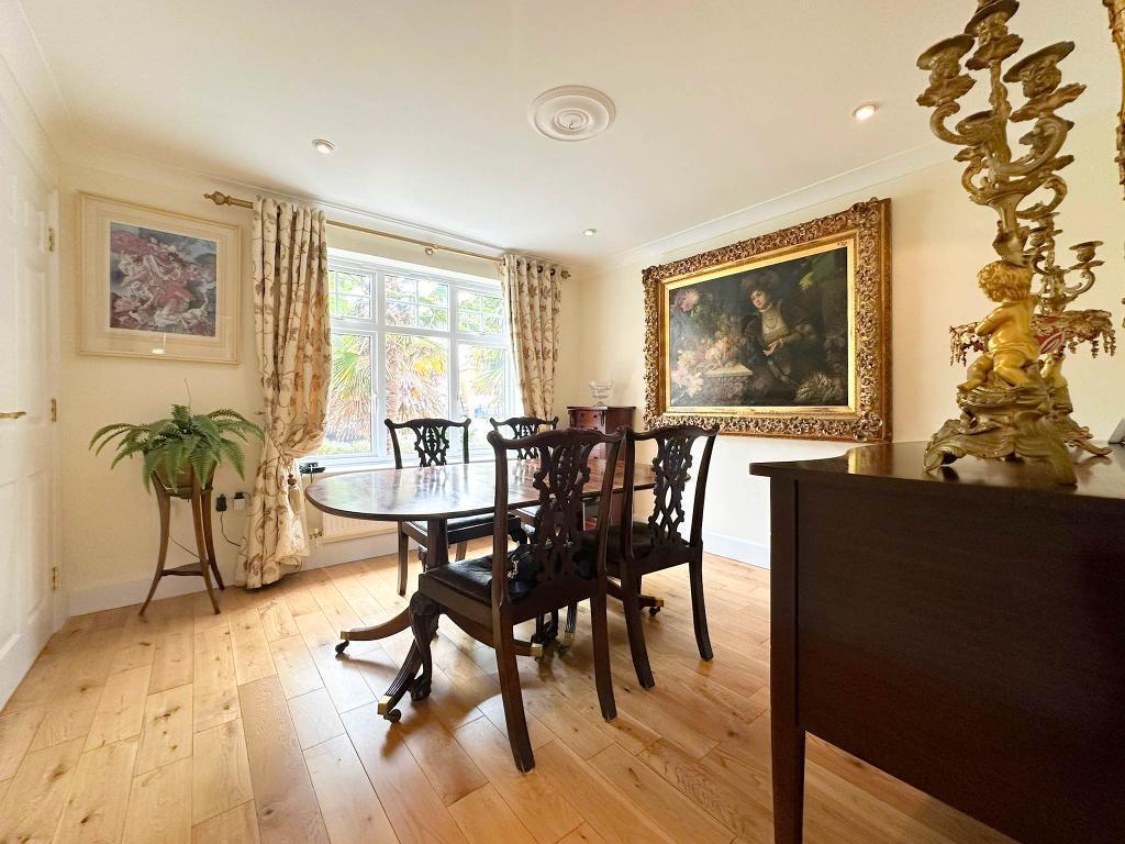 Additional image 9 of Castell Close, Trowbridge, Wiltshire, BA14 7UJ