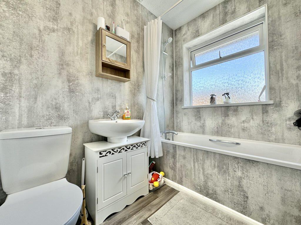 Additional image 6 of Glenthorne Avenue, Yeovil, Somerset, BA21