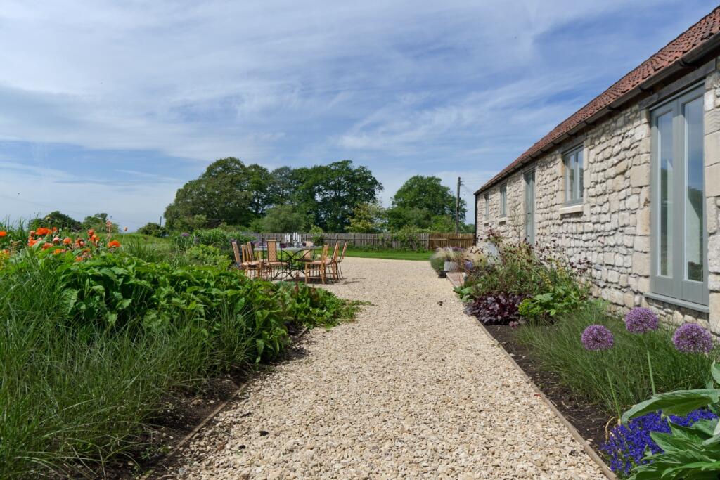 Additional image 7 of Bodden Somerset