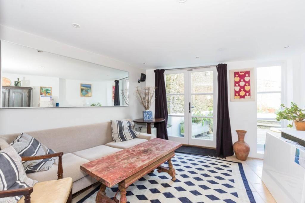 Additional image 18 of Beckington