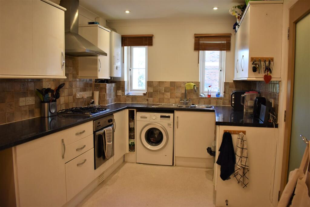 Additional image 4 of Central Yeovil