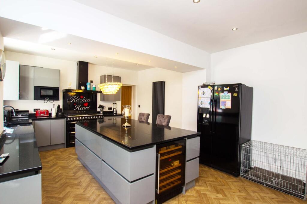 Additional image 10 of 'The Gables' St Albans Road