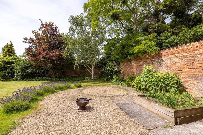 Additional image 23 of Water Lane, Glastonbury