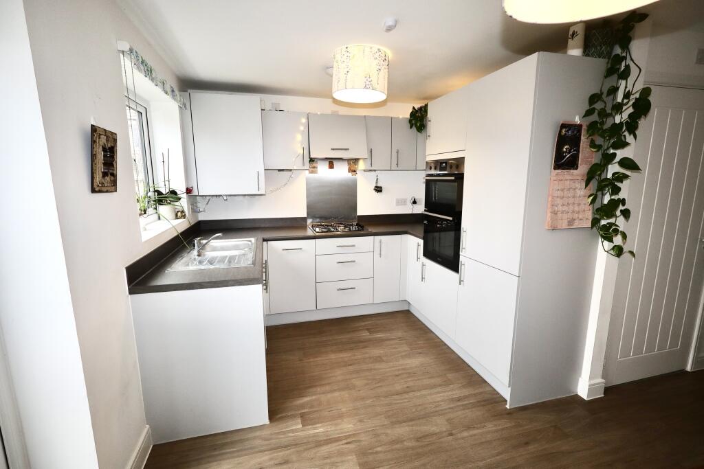 Additional image 2 of Edge of Wells