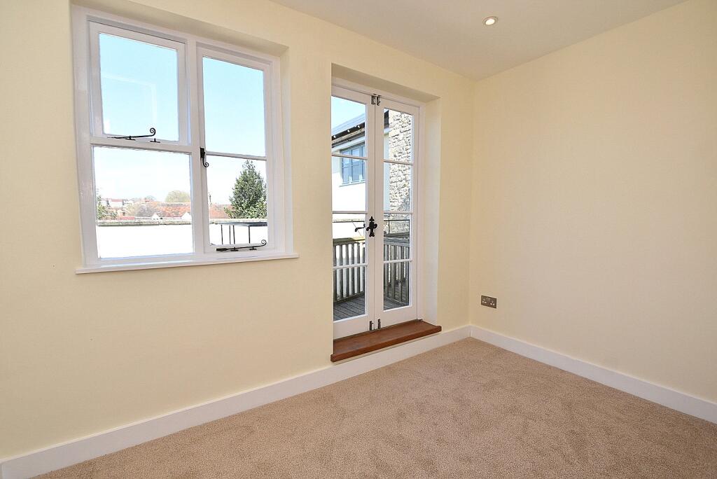 Additional image 8 of Lambrook House, Church St, Wincanton, Somerset, BA9