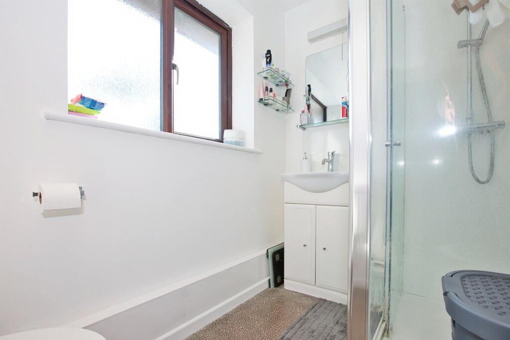 Additional image 12 of Blackmore Chase, Wincanton