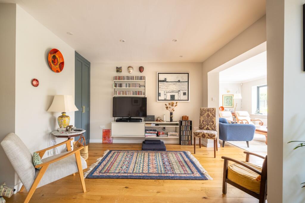 Additional image 8 of High Street, Butleigh