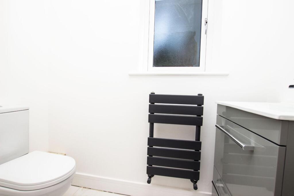 Additional image 19 of 'Ingleside House' St Albans Road