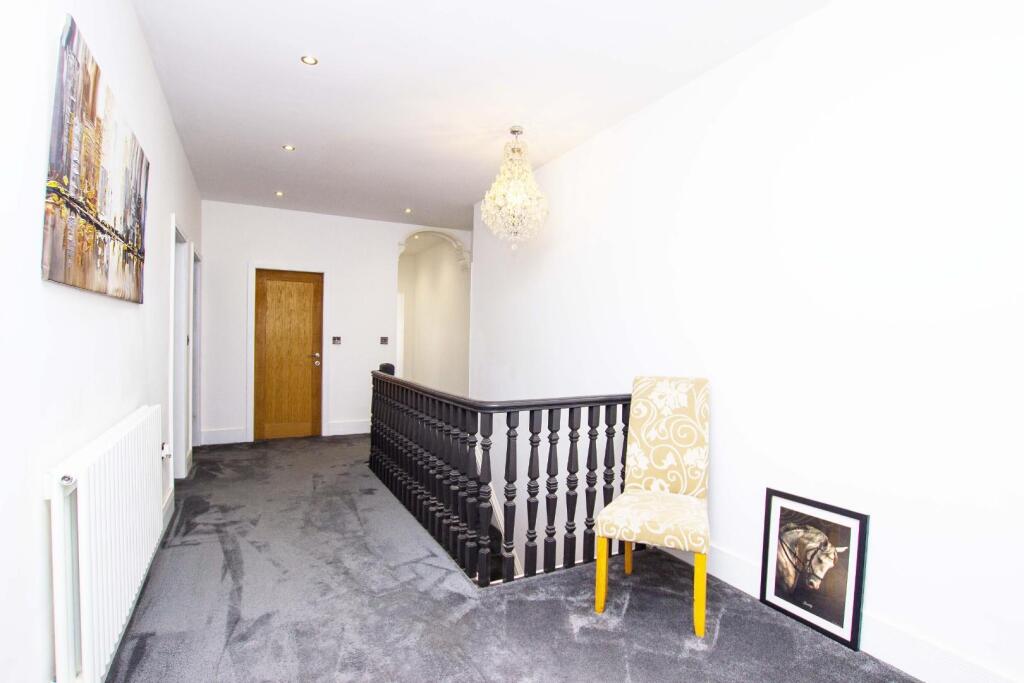 Additional image 18 of 'The Gables' St Albans Road