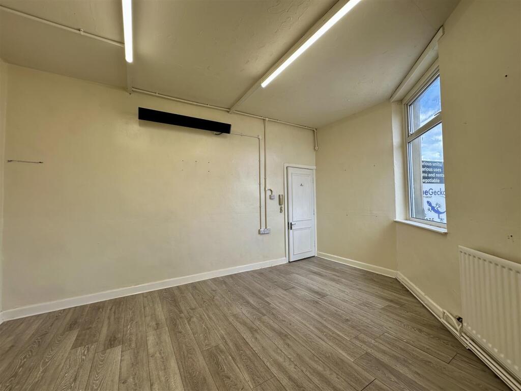 Additional image 23 of Spring Lane, Colne