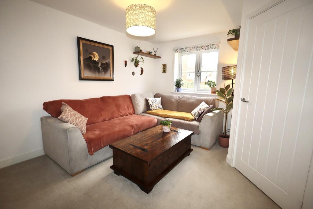 Additional image 21 of Edge of Wells