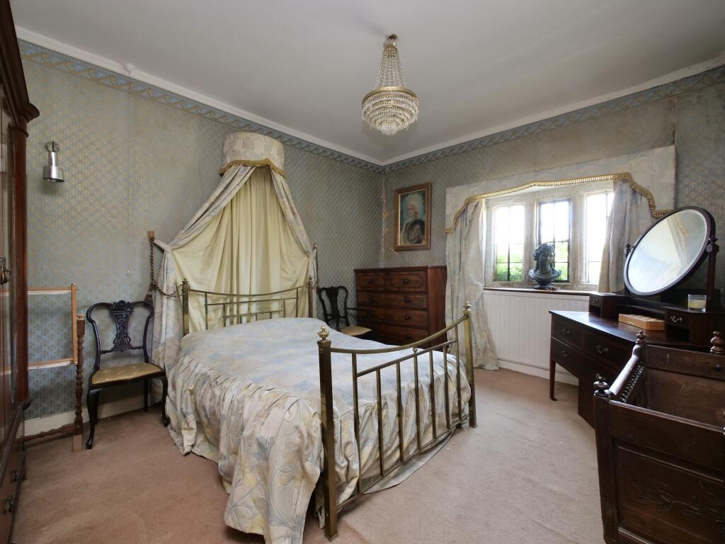 Additional image 15 of Manor House, Templecombe - No Onward Chain