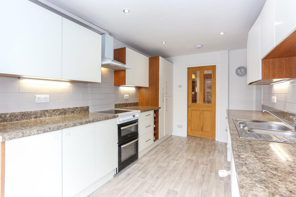 Additional image 3 of St Thomas's Road, Crawshawbooth, Rossendale, BB4 8