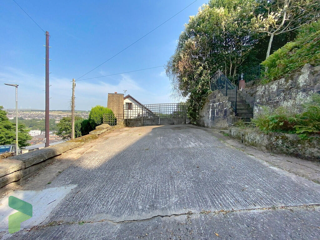 Additional image 59 of Woodside Bank, Off Willow Bank Lane
