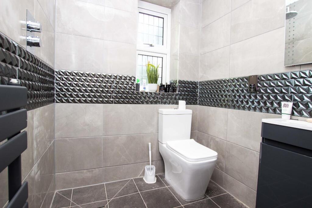 Additional image 22 of 'The Gables' St Albans Road