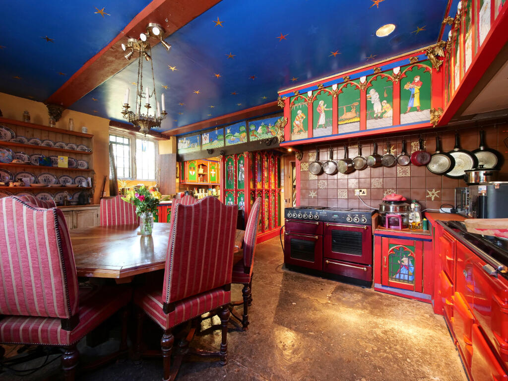 Additional image 4 of Manor House, Templecombe - No Onward Chain