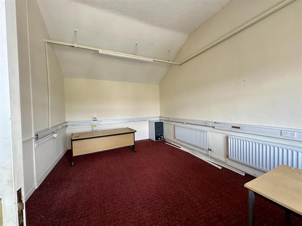 Additional image 22 of Spring Lane, Colne